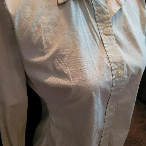 Gap button down shirt  - Picture 3 of 7